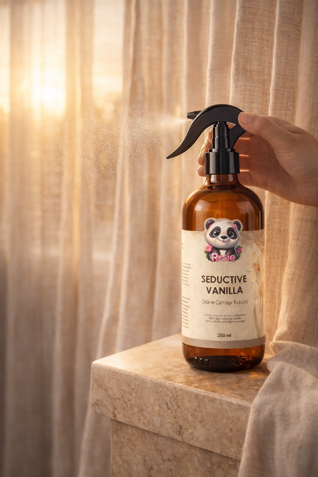 Rosie Seductive Vanilla Oda ve Çamaşır Kokusu Sprey 250 ml –Vanilya Kokulu Kalıcı Ortam ve Kumaş Spreyi